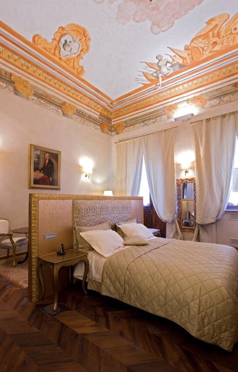 Montepulciano Stazione 팔라초 카를레티 B&B 객실 사진