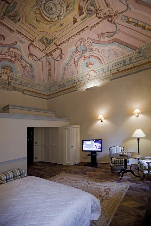 Montepulciano Stazione 팔라초 카를레티 B&B 객실 사진