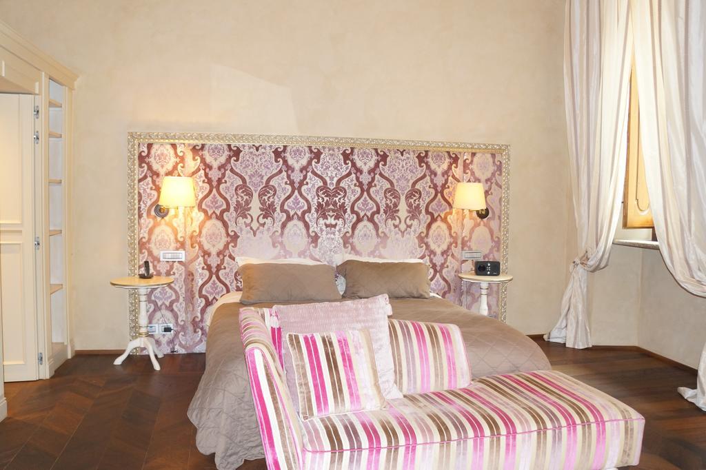 Montepulciano Stazione 팔라초 카를레티 B&B 외부 사진