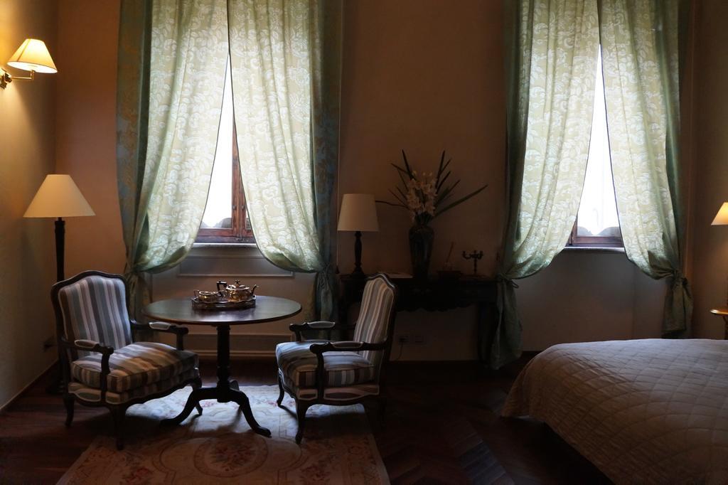 Montepulciano Stazione 팔라초 카를레티 B&B 외부 사진