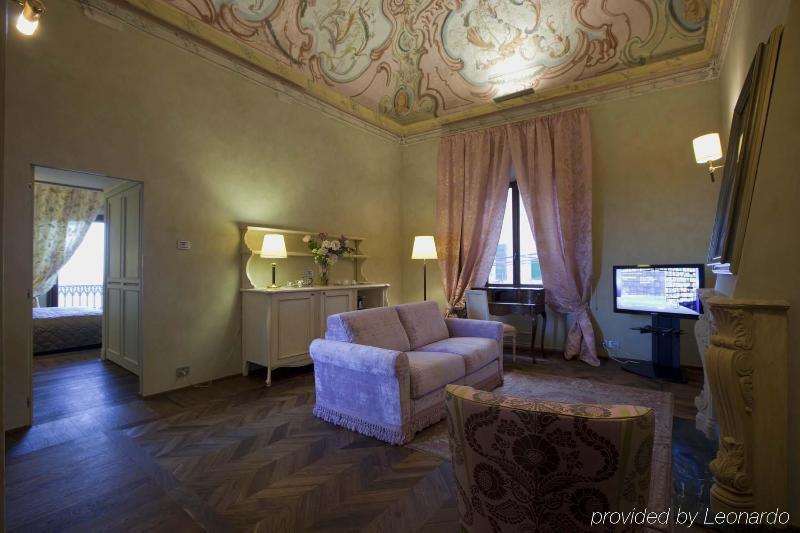 Montepulciano Stazione 팔라초 카를레티 B&B 외부 사진