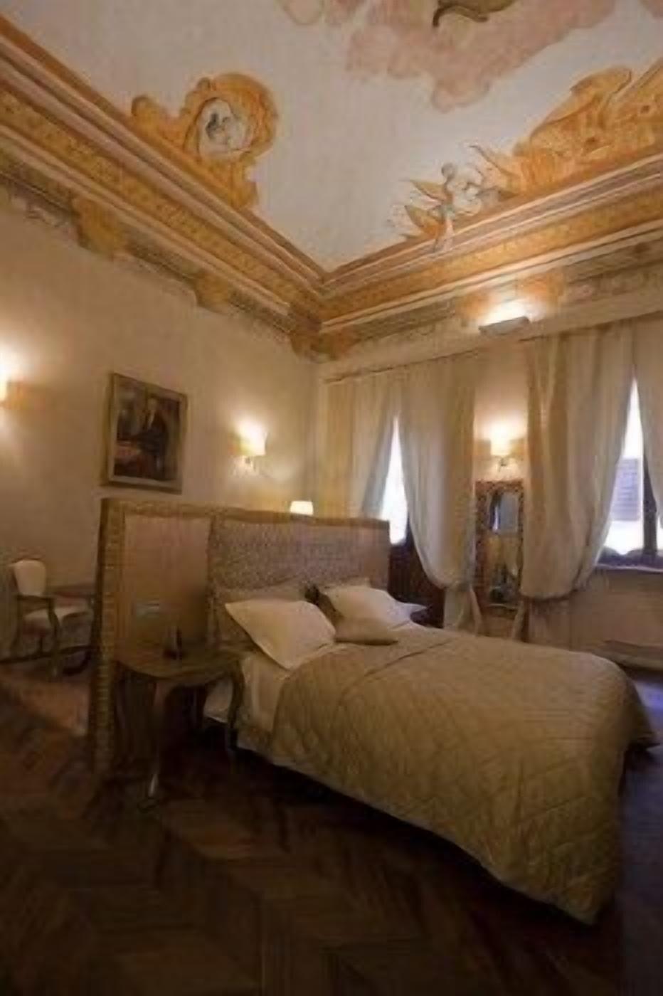Montepulciano Stazione 팔라초 카를레티 B&B 외부 사진