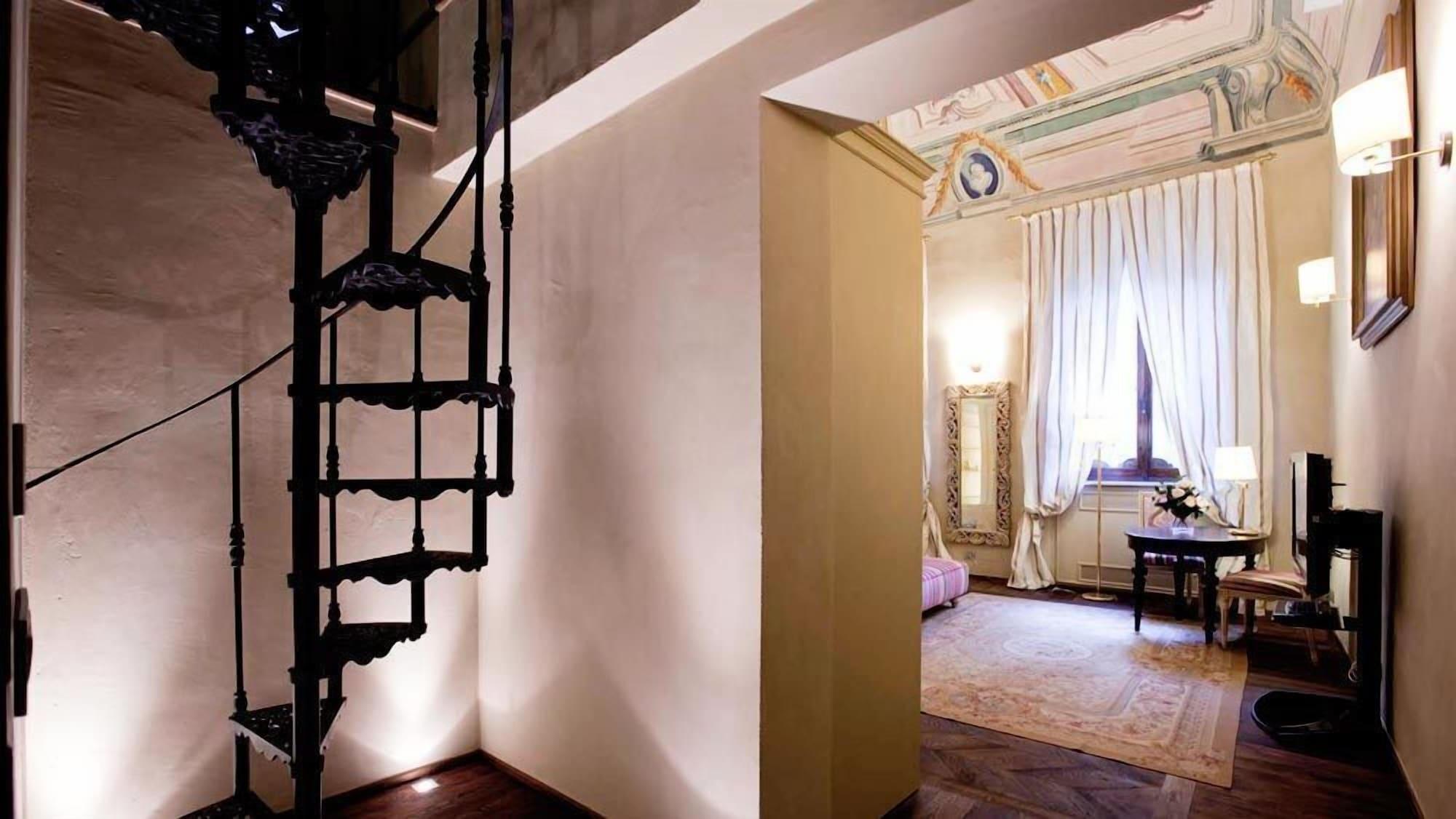 Montepulciano Stazione 팔라초 카를레티 B&B 외부 사진