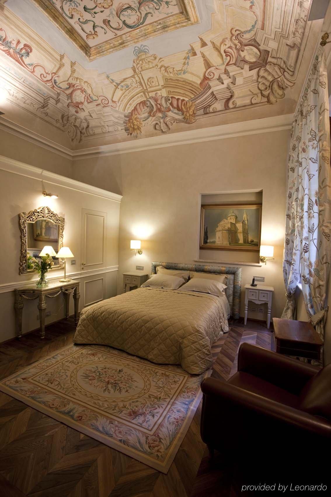 Montepulciano Stazione 팔라초 카를레티 B&B 외부 사진